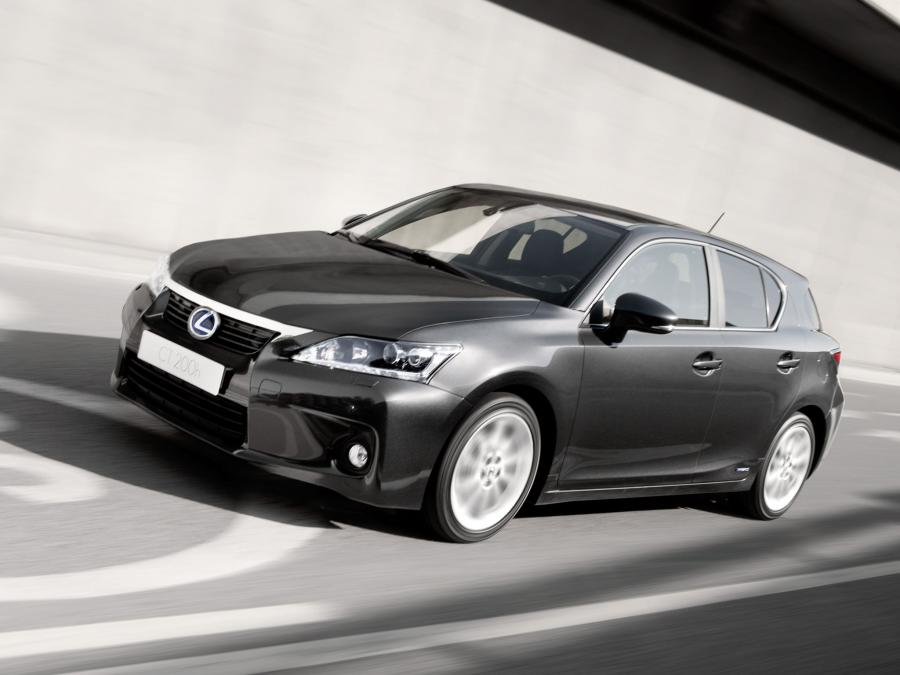  Lexus CT200h 2010 года  (EU) (фото 13 из 15)